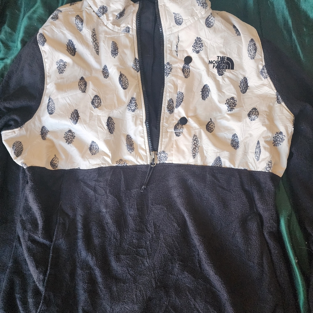 The north face sweater